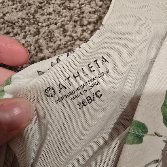 Women's Athleta Floral Underwire Tankini Swim Top | Size 36 B/C - Picture 10 of 11
